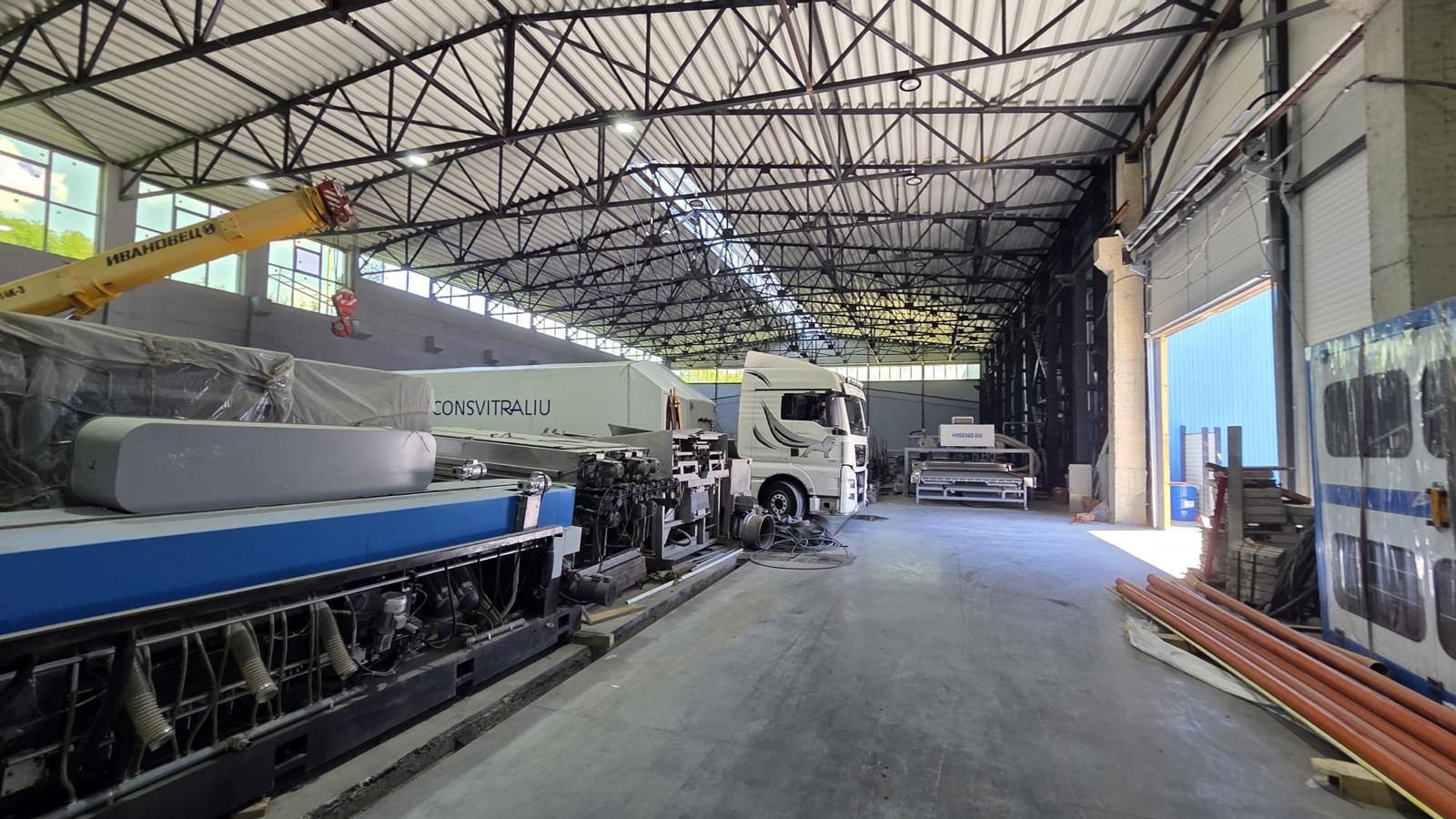 Experiență construită prin producție și proiecte.